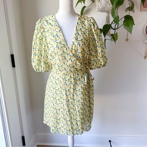 Gianni Bini lemon print wrap dress